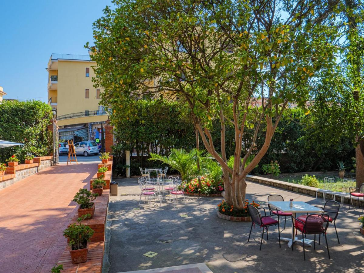 Delle Palme 4*