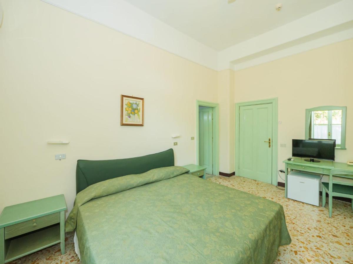 Delle Palme Hotel SantʼAgata sui Due Golfi